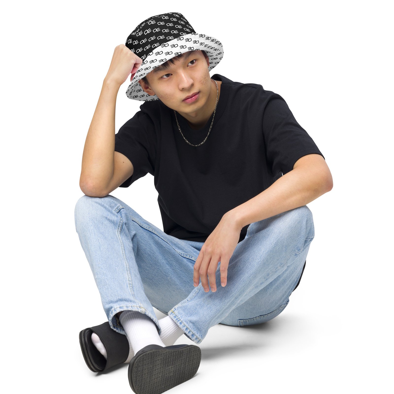 Minimal Reversible Bucket Hat - Image 2